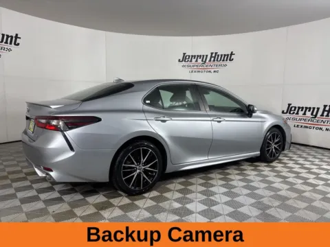 More photos of 2023 Toyota Camry SE at Jerry Hunt Supercenter - Lexington, NC
