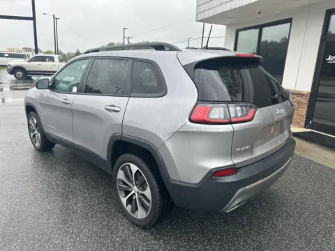 More photos of 2022 Jeep Cherokee Limited at Jerry Hunt Supercenter - Lexington, NC