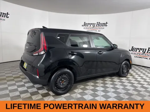 More photos of 2024 Kia Soul LX at Jerry Hunt Supercenter - Lexington, NC
