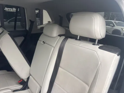 More photos of 2018 Volkswagen Tiguan 2.0T SE at Jerry Hunt Supercenter - Lexington, NC