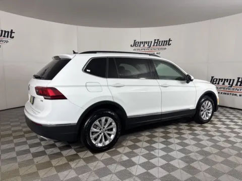 More photos of 2018 Volkswagen Tiguan 2.0T SE at Jerry Hunt Supercenter - Lexington, NC