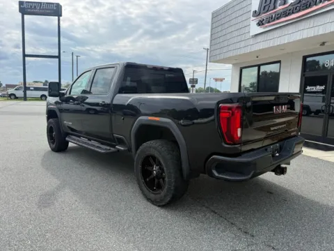 More photos of 2021 GMC Sierra 2500HD AT4 at Jerry Hunt Supercenter - Lexington, NC