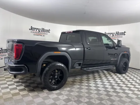 More photos of 2021 GMC Sierra 2500HD AT4 at Jerry Hunt Supercenter - Lexington, NC