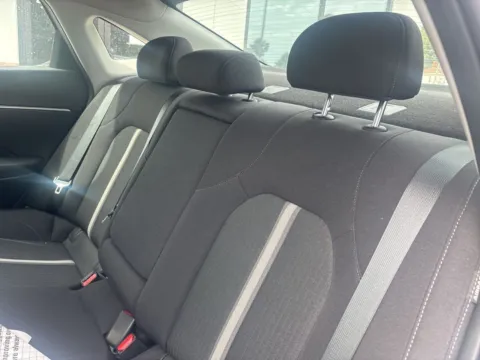 More photos of 2022 Hyundai Sonata SEL at Jerry Hunt Supercenter - Lexington, NC