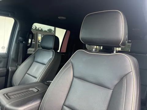 Photos of 2023 Chevrolet Suburban Premier for sale in Lexington, NC at Jerry Hunt Supercenter - Lexington