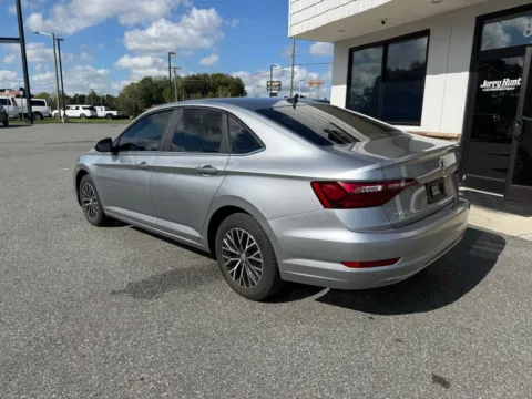 More photos of 2021 Volkswagen Jetta 1.4T SE at Jerry Hunt Supercenter - Lexington, NC