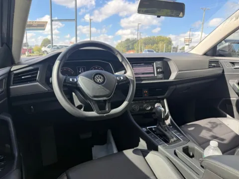 More photos of 2021 Volkswagen Jetta 1.4T SE at Jerry Hunt Supercenter - Lexington, NC