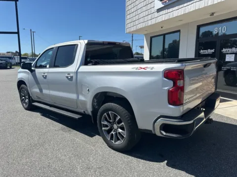 More photos of 2022 Chevrolet Silverado 1500 LT at Jerry Hunt Supercenter - Lexington, NC
