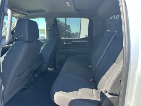 More photos of 2022 Chevrolet Silverado 1500 LT at Jerry Hunt Supercenter - Lexington, NC