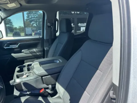 Photos of 2022 Chevrolet Silverado 1500 LT for sale in Lexington, NC at Jerry Hunt Supercenter - Lexington