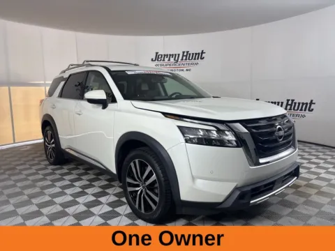 More photos of 2023 Nissan Pathfinder Platinum at Jerry Hunt Supercenter - Lexington, NC