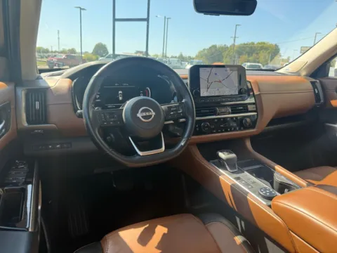More photos of 2023 Nissan Pathfinder Platinum at Jerry Hunt Supercenter - Lexington, NC