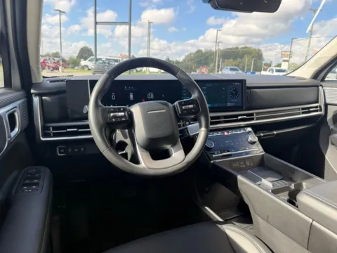 More photos of 2024 Hyundai Santa Fe SEL at Jerry Hunt Supercenter - Lexington, NC