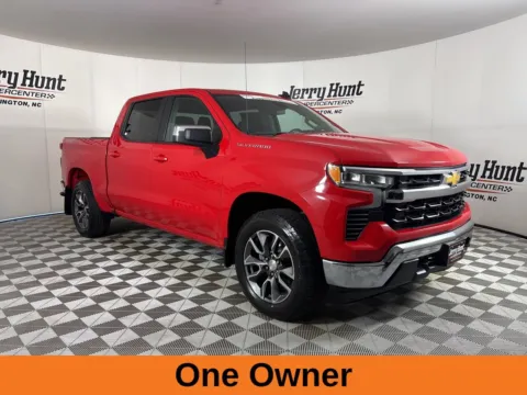 More photos of 2022 Chevrolet Silverado 1500 LT at Jerry Hunt Supercenter - Lexington, NC