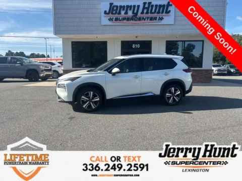 White 2023 Nissan Rogue SL for sale in Lexington, NC