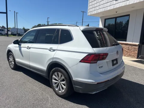 More photos of 2018 Volkswagen Tiguan 2.0T SE at Jerry Hunt Supercenter - Lexington, NC