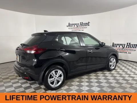 More photos of 2025 Nissan Kicks Play S at Jerry Hunt Supercenter - Lexington, NC