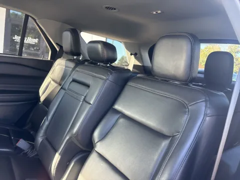 More photos of 2021 Ford Explorer XLT at Jerry Hunt Supercenter - Lexington, NC
