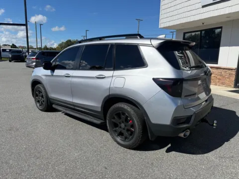 More photos of 2022 Honda Passport TrailSport at Jerry Hunt Supercenter - Lexington, NC