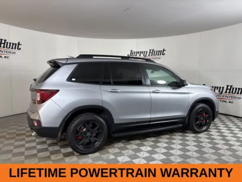 More photos of 2022 Honda Passport TrailSport at Jerry Hunt Supercenter - Lexington, NC