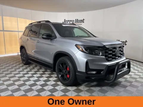 More photos of 2022 Honda Passport TrailSport at Jerry Hunt Supercenter - Lexington, NC