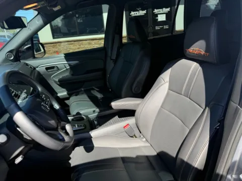 Photos of 2022 Honda Passport TrailSport for sale in Lexington, NC at Jerry Hunt Supercenter - Lexington
