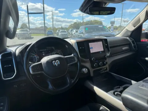 More photos of 2022 Ram 1500 Laramie at Jerry Hunt Supercenter - Lexington, NC