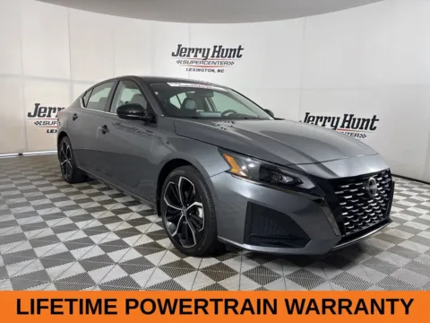 More photos of 2024 Nissan Altima 2.5 SR at Jerry Hunt Supercenter - Lexington, NC