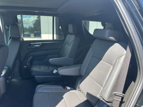More photos of 2025 Chevrolet Tahoe Z71 at Jerry Hunt Supercenter - Lexington, NC