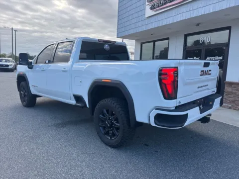 More photos of 2025 GMC Sierra 2500HD AT4 at Jerry Hunt Supercenter - Lexington, NC