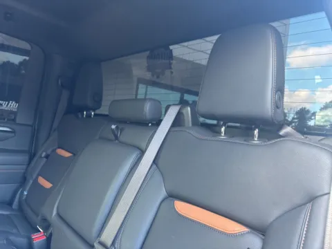 More photos of 2025 GMC Sierra 2500HD AT4 at Jerry Hunt Supercenter - Lexington, NC