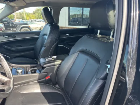 Photos of 2022 Jeep Grand Cherokee L Limited for sale in Lexington, NC at Jerry Hunt Supercenter - Lexington