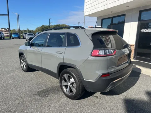 More photos of 2022 Jeep Cherokee Limited at Jerry Hunt Supercenter - Lexington, NC
