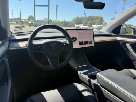 More photos of 2023 Tesla Model Y Long Range at Jerry Hunt Supercenter - Lexington, NC