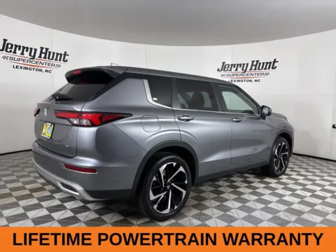More photos of 2023 Mitsubishi Outlander SE at Jerry Hunt Supercenter - Lexington, NC