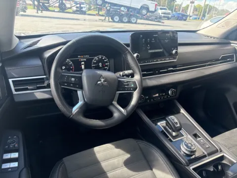 Another view of 2023 Mitsubishi Outlander SE for sale in Lexington, NC at Jerry Hunt Supercenter - Lexington