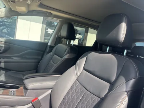Photos of 2024 Nissan Murano Platinum for sale in Lexington, NC at Jerry Hunt Supercenter - Lexington