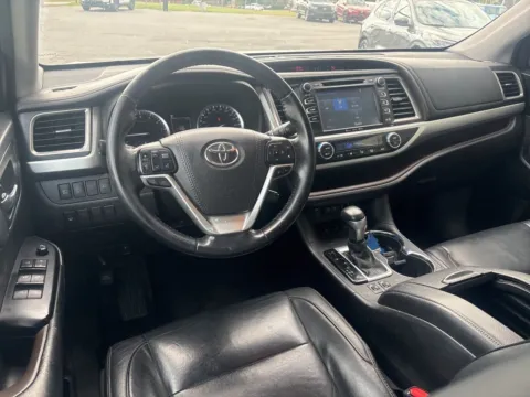 Another view of 2018 Toyota Highlander XLE for sale in Lexington, NC at Jerry Hunt Supercenter - Lexington