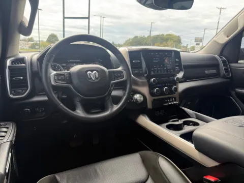 More photos of 2022 Ram 1500 Laramie at Jerry Hunt Supercenter - Lexington, NC
