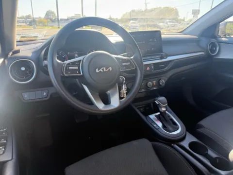 More photos of 2023 Kia Forte LXS at Jerry Hunt Supercenter - Lexington, NC