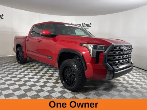 More photos of 2022 Toyota Tundra Platinum at Jerry Hunt Supercenter - Lexington, NC