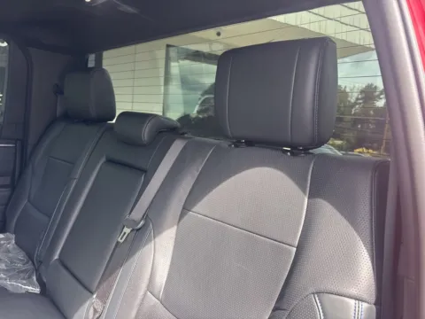 More photos of 2022 Toyota Tundra Platinum at Jerry Hunt Supercenter - Lexington, NC