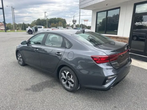 More photos of 2021 Kia Forte LXS at Jerry Hunt Supercenter - Lexington, NC