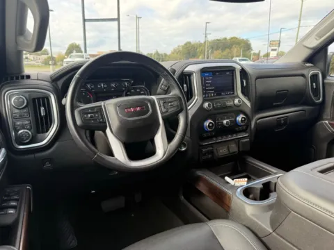 More photos of 2022 GMC Sierra 1500 Limited SLT at Jerry Hunt Supercenter - Lexington, NC