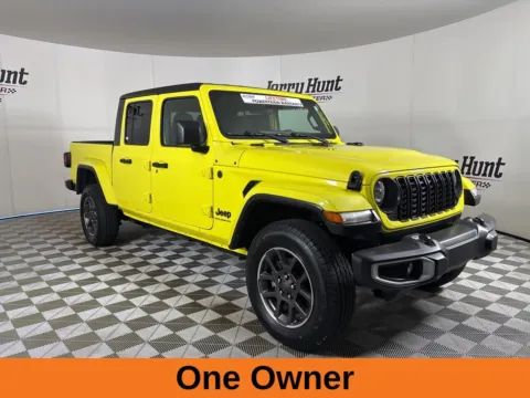More photos of 2024 Jeep Gladiator Sport at Jerry Hunt Supercenter - Lexington, NC