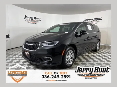 Black 2025 Chrysler Pacifica Select for sale in Lexington, NC