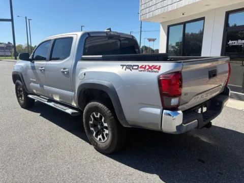 More photos of 2019 Toyota Tacoma TRD Off-Road at Jerry Hunt Supercenter - Lexington, NC
