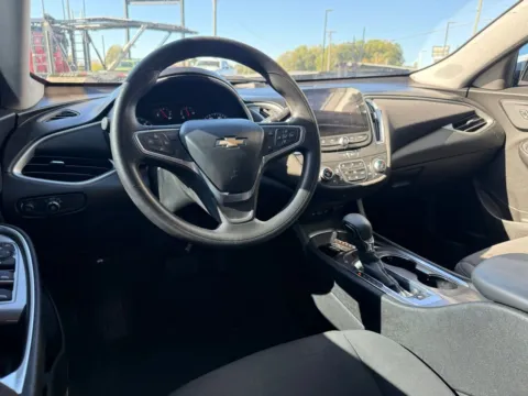 More photos of 2022 Chevrolet Malibu LT at Jerry Hunt Supercenter - Lexington, NC