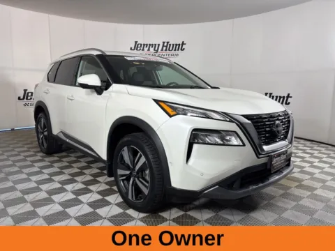 More photos of 2023 Nissan Rogue SL at Jerry Hunt Supercenter - Lexington, NC