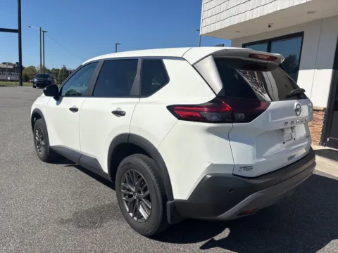 More photos of 2023 Nissan Rogue S at Jerry Hunt Supercenter - Lexington, NC